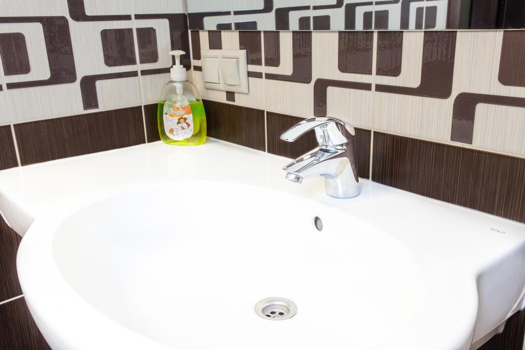 Home Comfort Livoberezhna Iec Kiev Exterior photo