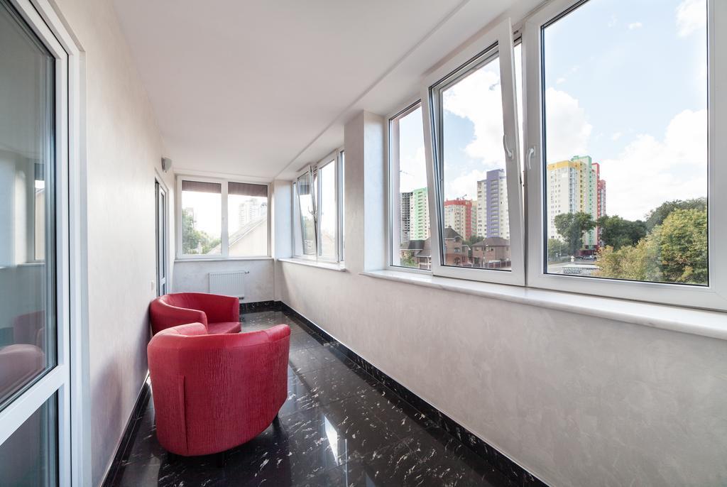 Home Comfort Livoberezhna Iec Kiev Exterior photo