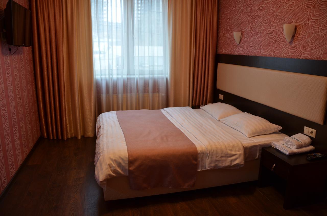Home Comfort Livoberezhna Iec Kiev Exterior photo